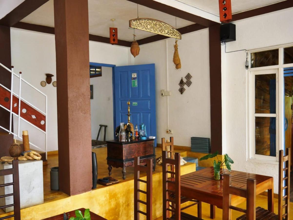The Change Hotel Kandy Exterior photo